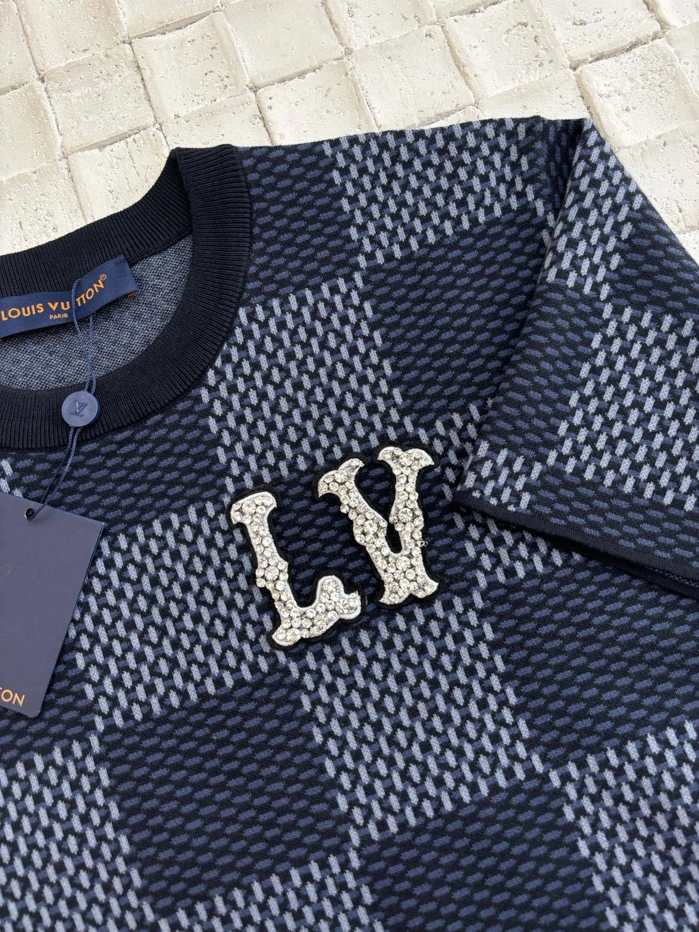 &wg.luxury- 8V embroidery oversize 2Colour item:E-F363G1403-2